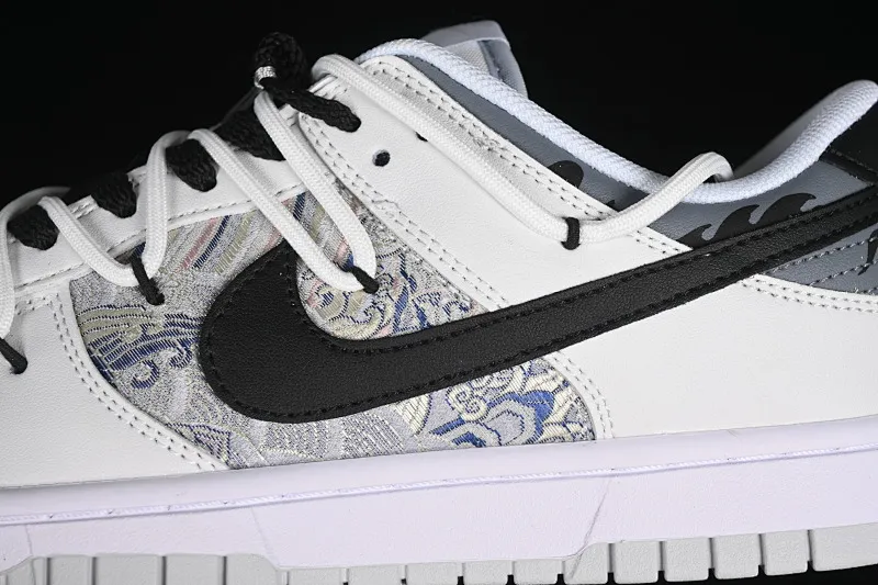 All categories Nk SB Dunk series Nk SB Dunk Low low-top sneakers Nk Dunk Low Year of the Dragon limited edition CNY Qiansi Ancient Rhyme Gift Box Silver White SB strap low-top casual sneakers DV0831-101